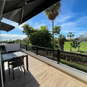 En Complejo Residencial Con Piscina , San Miguel de Abona España